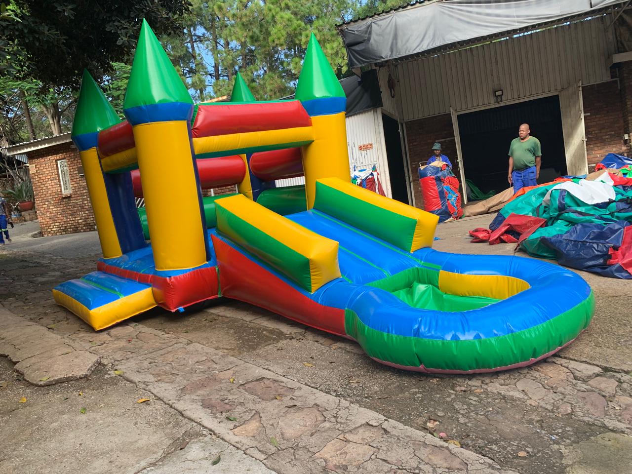 3x6m Slide with Pond